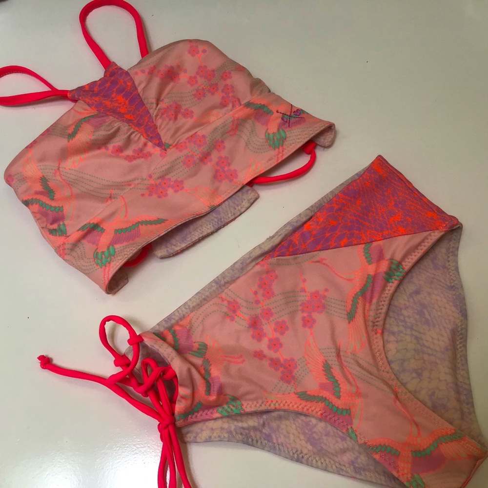 Bowie James Bo & Arrow Reversible Bikini Sz C6/7 New-Never Worn!